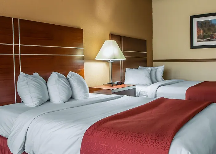 Quality 3* East Dubuque