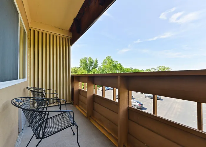 Quality 3* East Dubuque